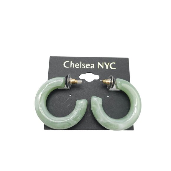 Chelsea NYC Green Acrylic Marbled Hoop Earrings Vintage NOS - Picture 1 of 5